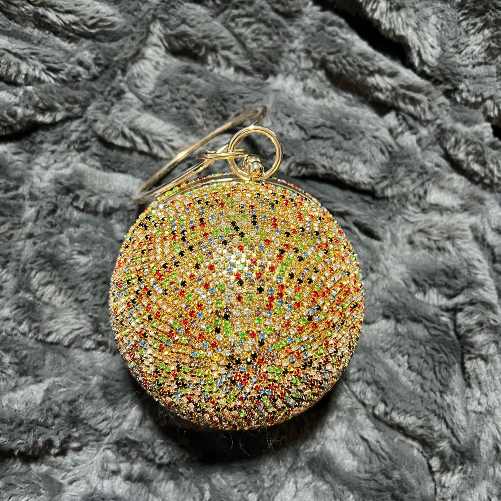 Jeweled clutch